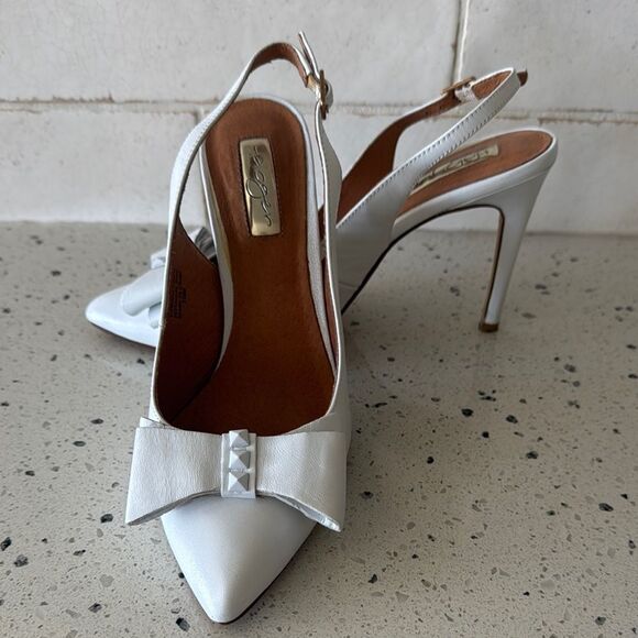 Halogen White Leather Slingback Heels with Bow Pointed Toe Women’s Size 7.5M EUC - Picture 1 of 12